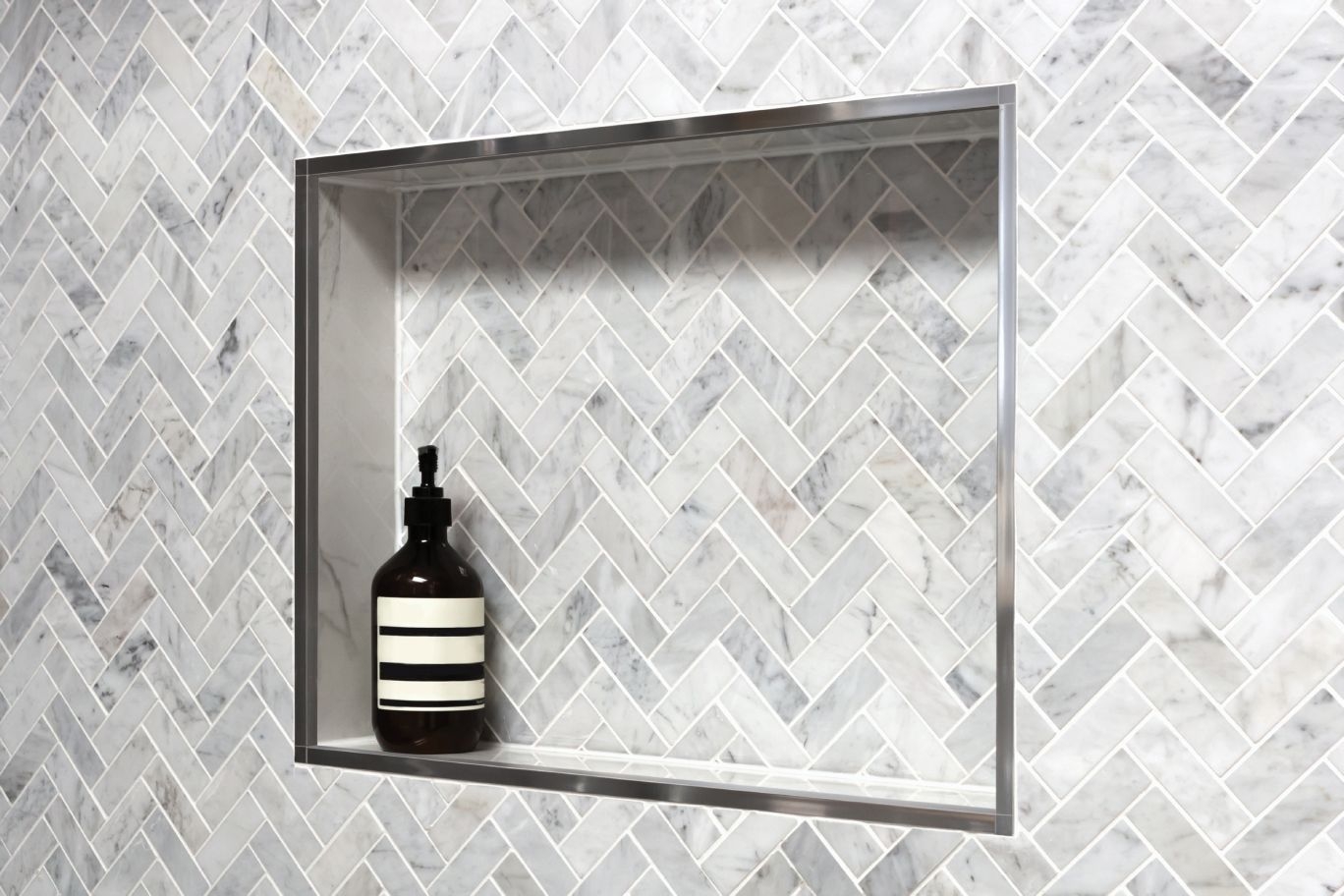 Tiles trims